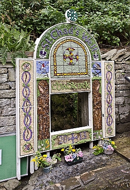 Chadkirk Well Dressing 2013